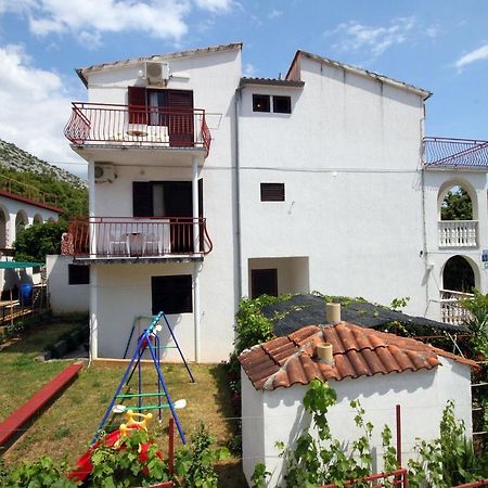 Apartments With A Parking Space Starigrad, Paklenica - 6431 المظهر الخارجي الصورة