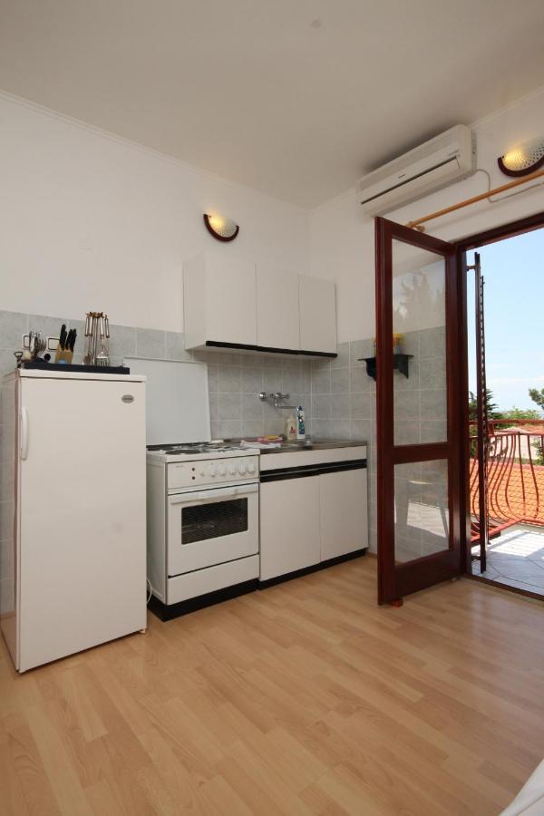 Apartments With A Parking Space Starigrad, Paklenica - 6431 المظهر الخارجي الصورة